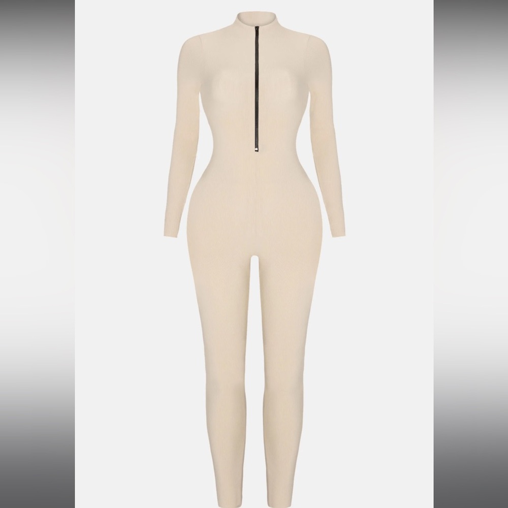 Fashion nova Sabrina snatched jumpsuit